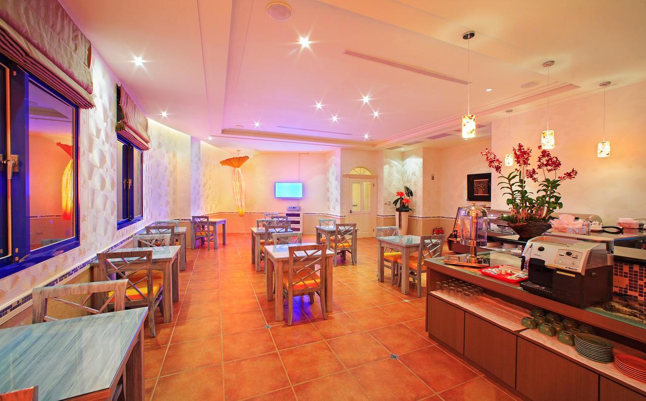 Blue Coast Spa Motel Keelung Buitenkant foto